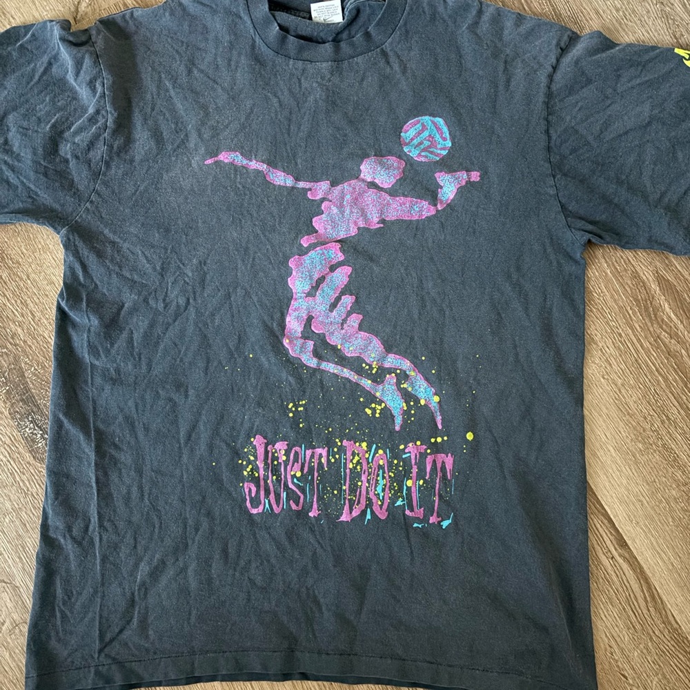 Nike Men’s Black Tee